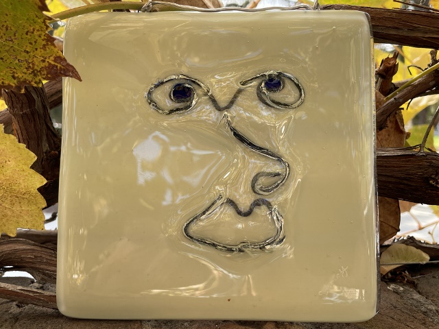 Pamela Searcy - 8x8 Guy in the Sky Glass Wall Plaque 9089 (640x480)